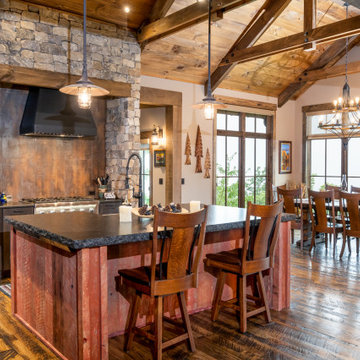 Mountain Lodge at Pinchot Forest