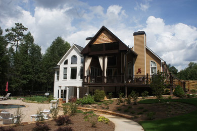 Farmhouse exterior home idea in Atlanta