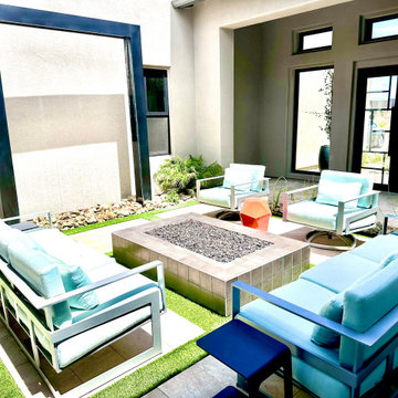 Contemporary desert living