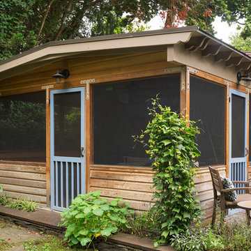 Phil Ellena Screened In Patio