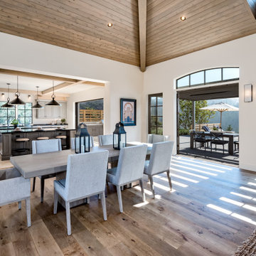 1920 Redwood Hill - Merchandised