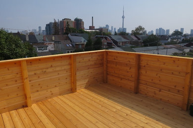Exterior home idea in Toronto