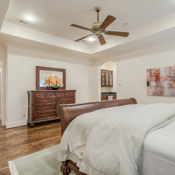 Color Consultation and luxury Vacant Home Staging