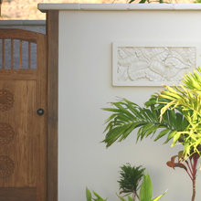 wall with design features