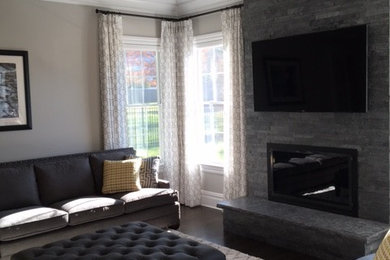 Living room - living room idea in New York