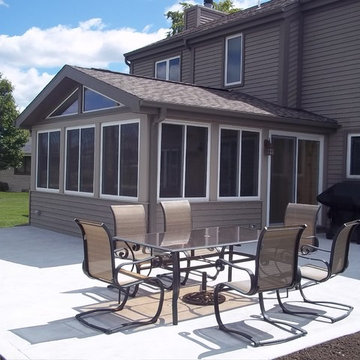 Muskego, WI - Custom Sunroom