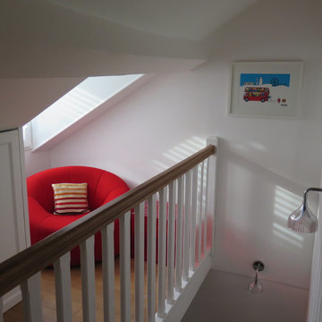 Rénovation et décoration d'un palier coin lecture