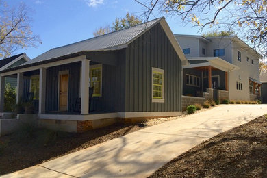 Inspiration for a timeless exterior home remodel in Atlanta