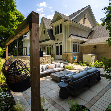 Hoggs Hollow - Ravine Edge Retreat
