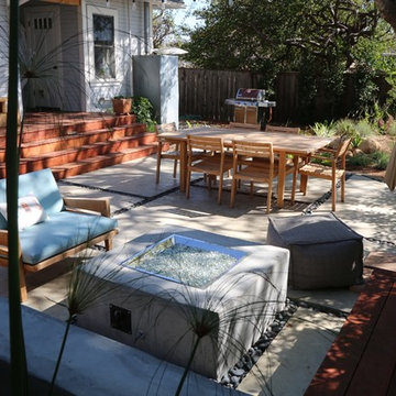 Contemporary Alisos Street