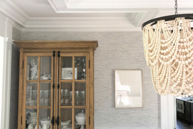 Dining room - transitional dining room idea in New York