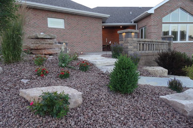 Inspiration for a traditional landscaping in Other.