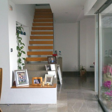 VIVIENDA ENTRE MEDIANERAS