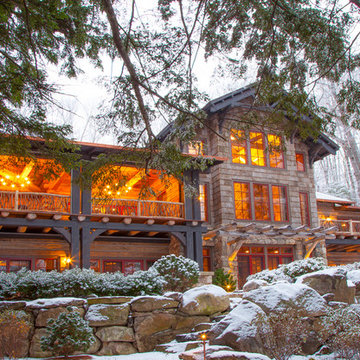 New Hampshire Snow and Lake Lodge