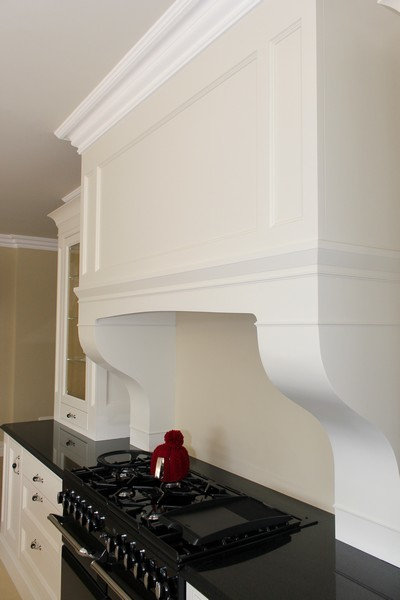Deluxe Handcrafted & Hand-painted In-Frame kitchen,