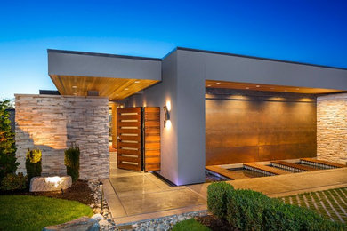 Example of a trendy entryway design in Seattle