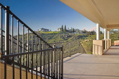 Inspiration for a balcony in Minneapolis with metal railing.