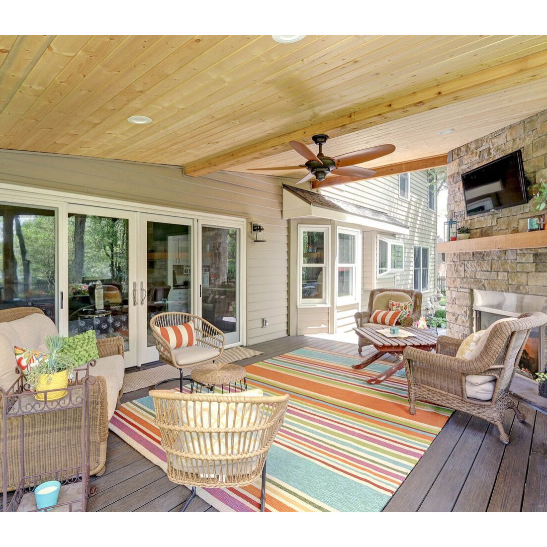 Beautiful Olathe Covered Deck