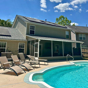 Screened-In Porch with Sloped Roof & Pool View – Goose Creek, SC