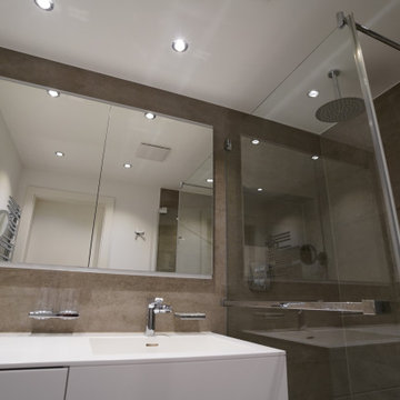 Aus einem Badezimmer wird ein Duschbad in München Perlach