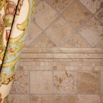8329 E San Salvador Dr