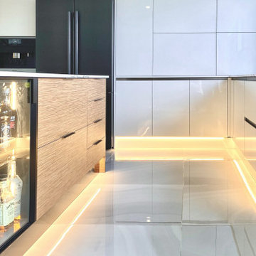 Bright White + Lights Kitchen: Brampton, ON
