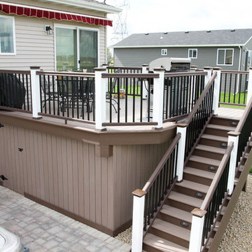 Upper Level Deck