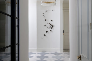 Transitional home design photo in Dallas