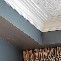 House 25 - Molding And Trim