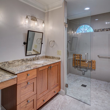 A Bathroom with Total Access