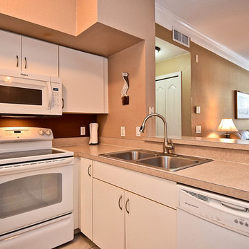 Central Sarasota Pkwy Condo - Sarasota Real Estate Photographer Rick Ambrose