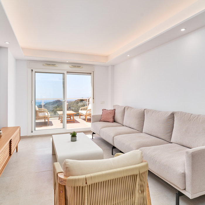 Living room photo in Malaga