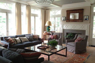 Living room - living room idea in New York