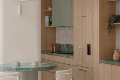 Inspiration for a contemporary kitchen in Melbourne.