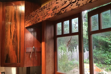 Example of a mountain style kitchen design in San Francisco