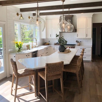 Kitchen designs by Kitchen Express II, LLC