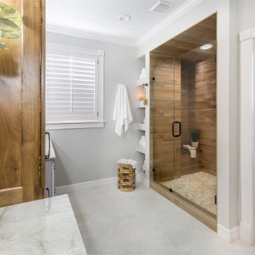 A Tired Master Bathroom Becomes a Relaxing Retreat