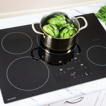 Sharp 30 in. Induction Cooktop with Side Accessories (SCH3043GB)