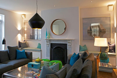 Contemporary living room in London.