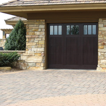 Chilton heavily stratified random ashlar veneer garage