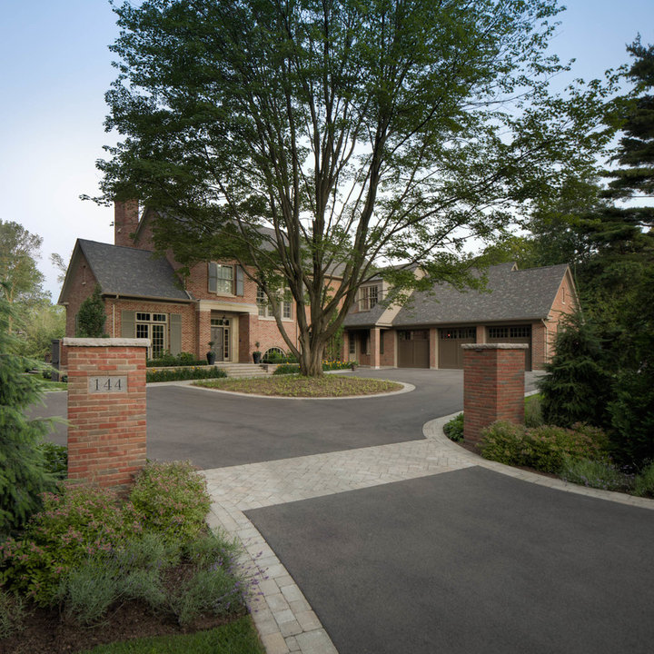 Brick Pillars Driveway Entrance Ideas - Photos &amp; Ideas | Houzz