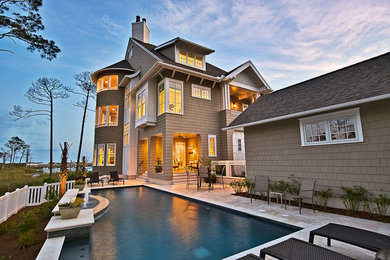 Traditional exterior home idea in Atlanta