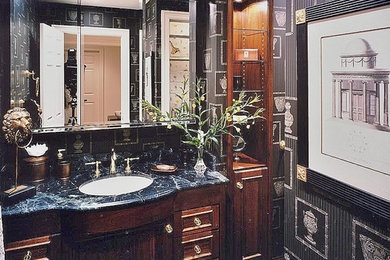 Bathroom - traditional bathroom idea in Philadelphia
