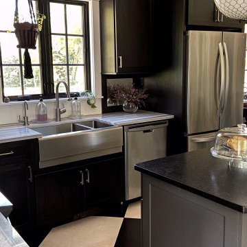 Classic Kitchen - Watch Hill, RI