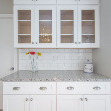 Kitchen | Contemporary Shaker Cabinets | Enlarged Countertops