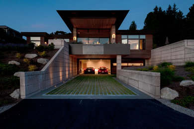 Example of an exterior home design in Seattle