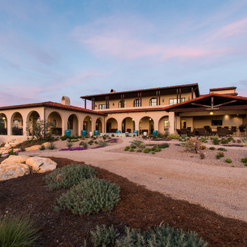 Castillo Residence