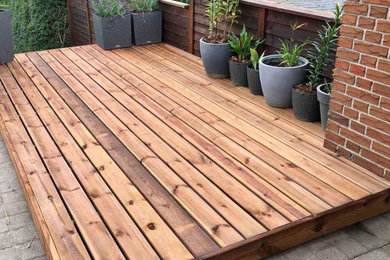 Example of a deck design in Los Angeles