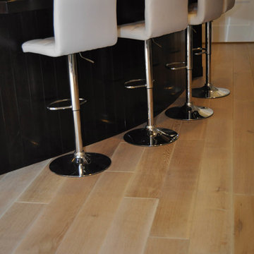 WHITE OAK WIREBRUSH RUBIO DC SMOKE