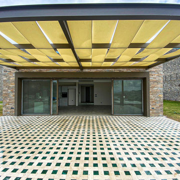 Modern Exterior Paving with Natural Stone Design